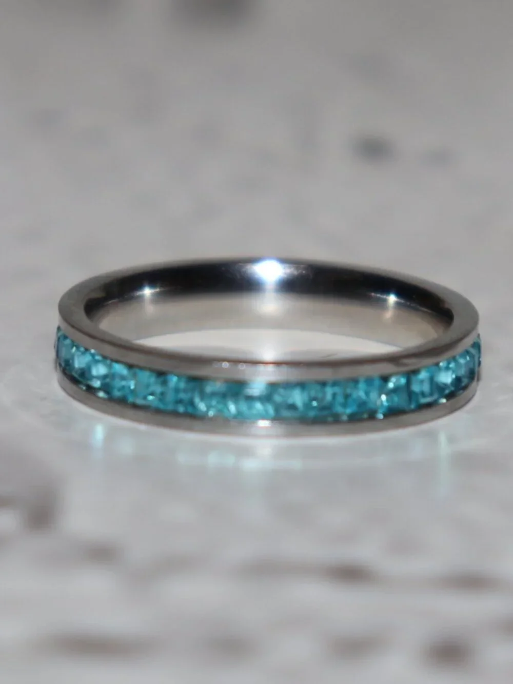 💙✨ Silver Blue Eternity‑Style Band · Size 9.75 · NWOT